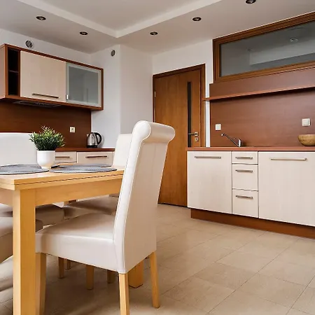Lz Apartment *